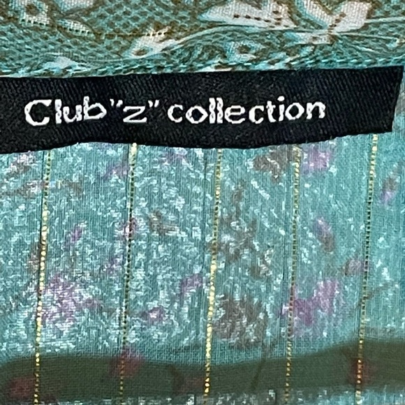 Club Z Collection Button Down Top Size 3X - Picture 6 of 7